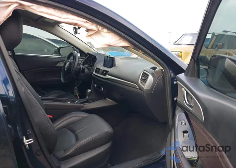 2018 Mazda Mazda3 Touring z USA, uszkodzony, nr VIN 3MZBN1L35JM273694